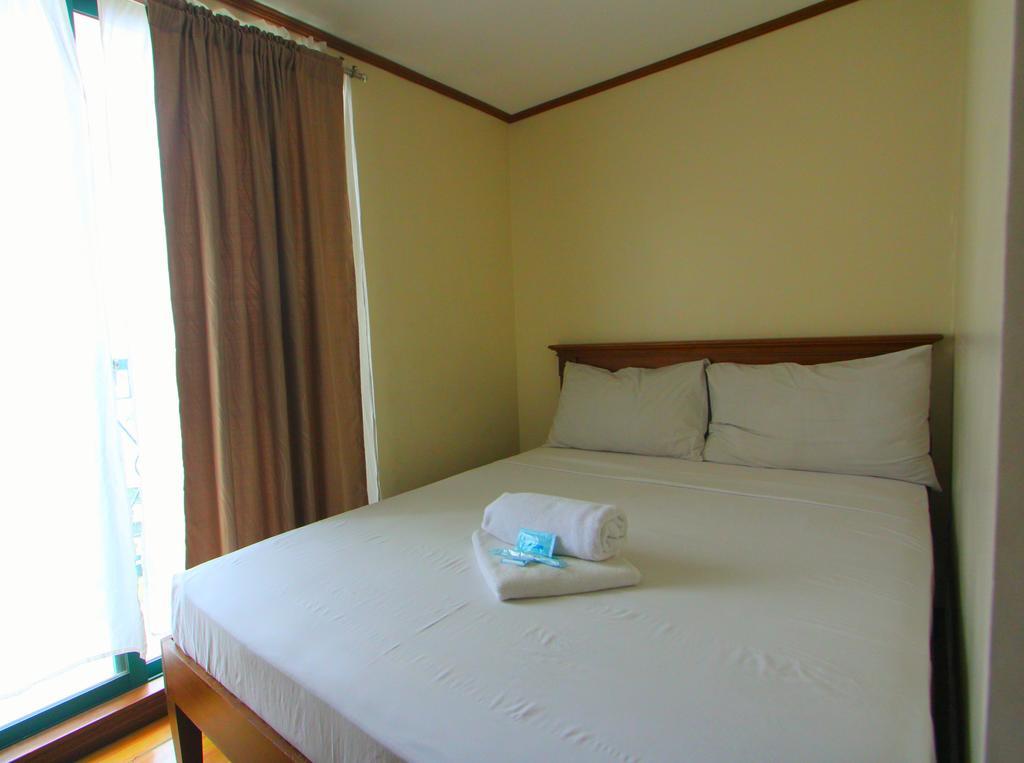 Isabelle Royale Makati Hotel Makati City Ruang foto