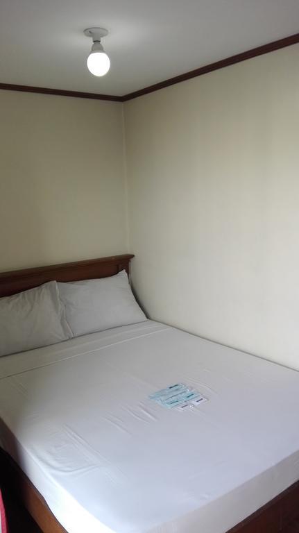 Isabelle Royale Makati Hotel Makati City Bagian luar foto
